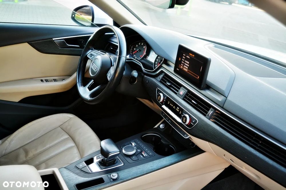 Audi A4 Limousine 40 TFSI S tronic S line - 8