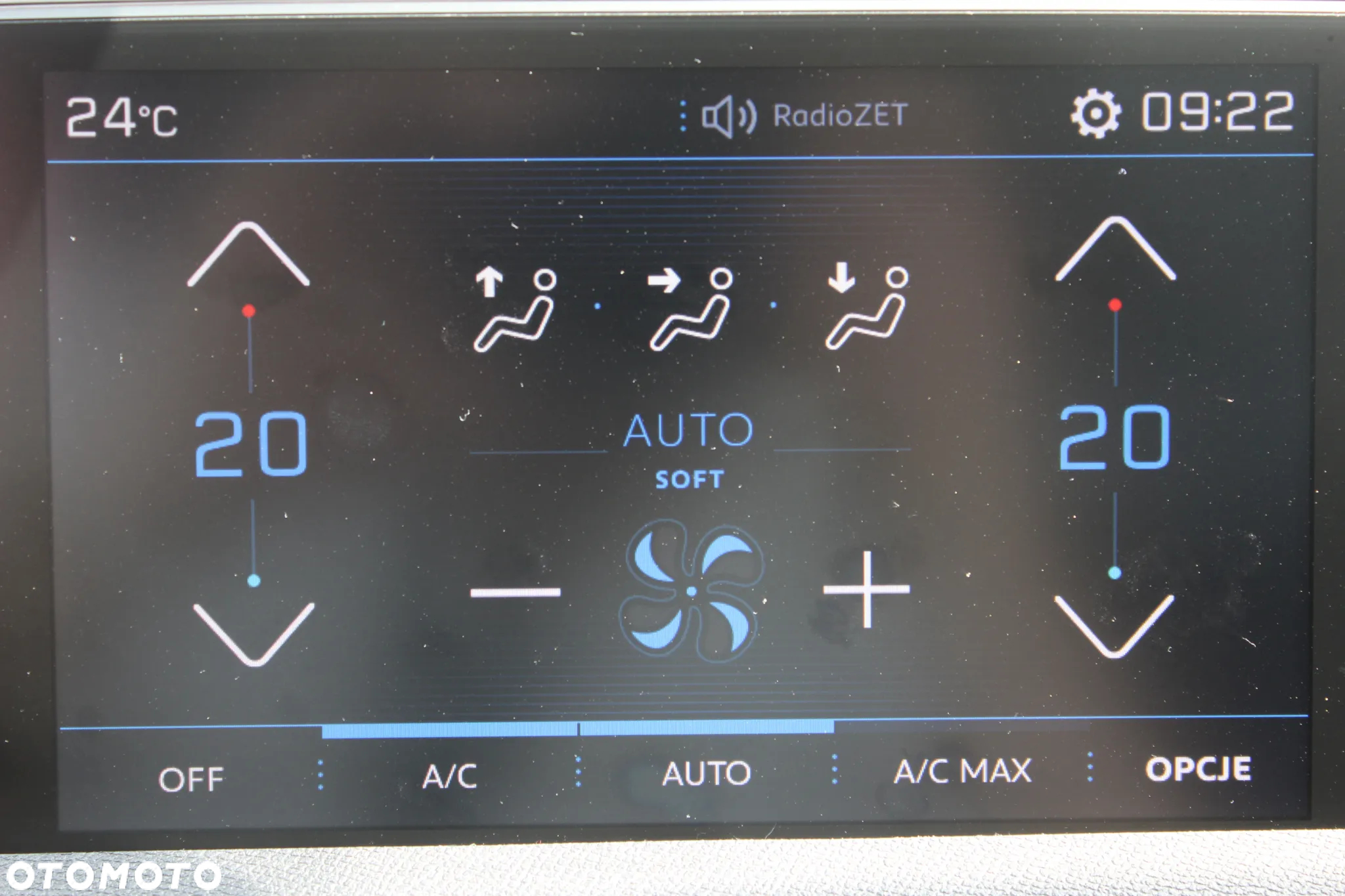 Peugeot 3008 1.6 BlueHDi Style S&S - 19