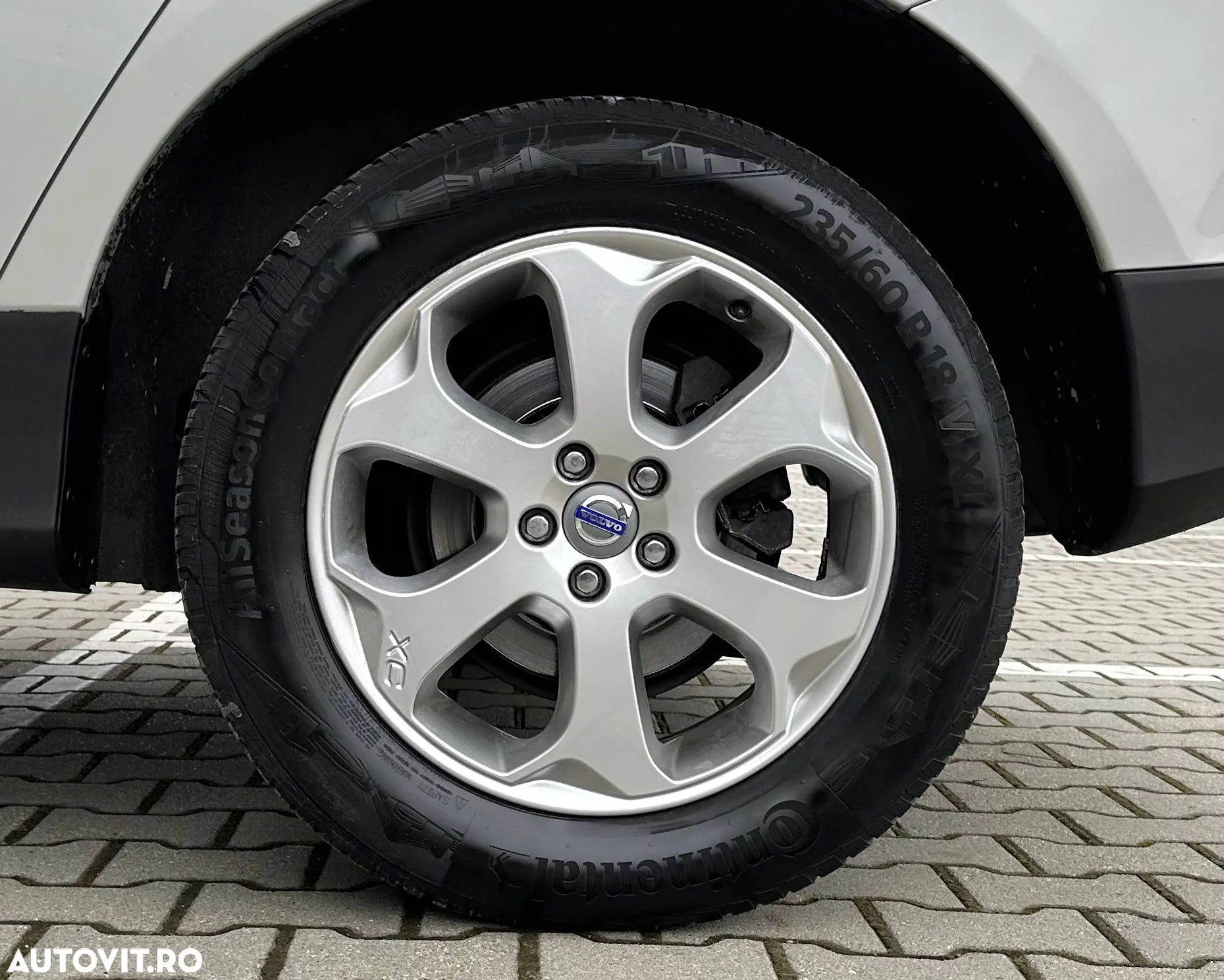 Volvo XC 60 - 24