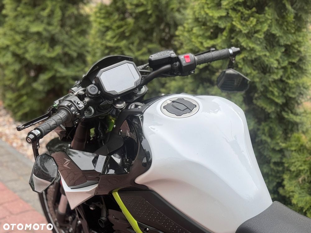Kawasaki Z - 15
