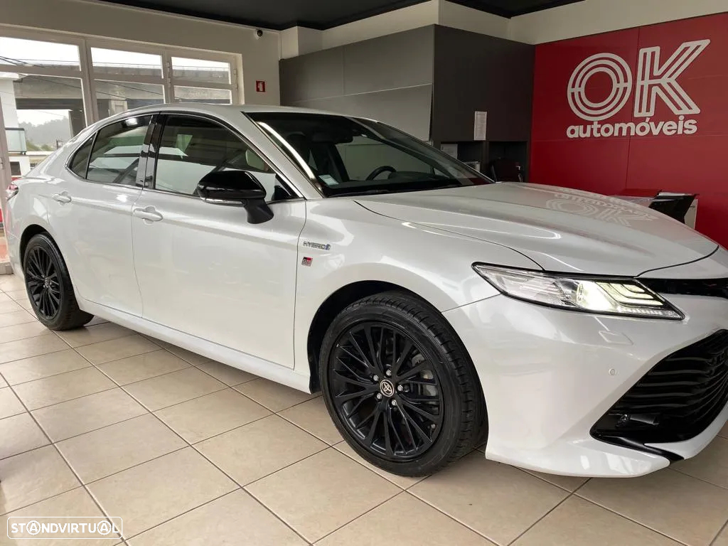 Toyota Camry 2.5 Hybrid Luxury - 31