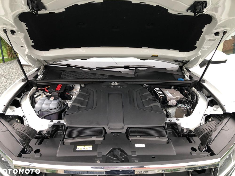 Volkswagen Touareg 3.0 V6 TDI SCR 4Motion Automatik R-Line - 13