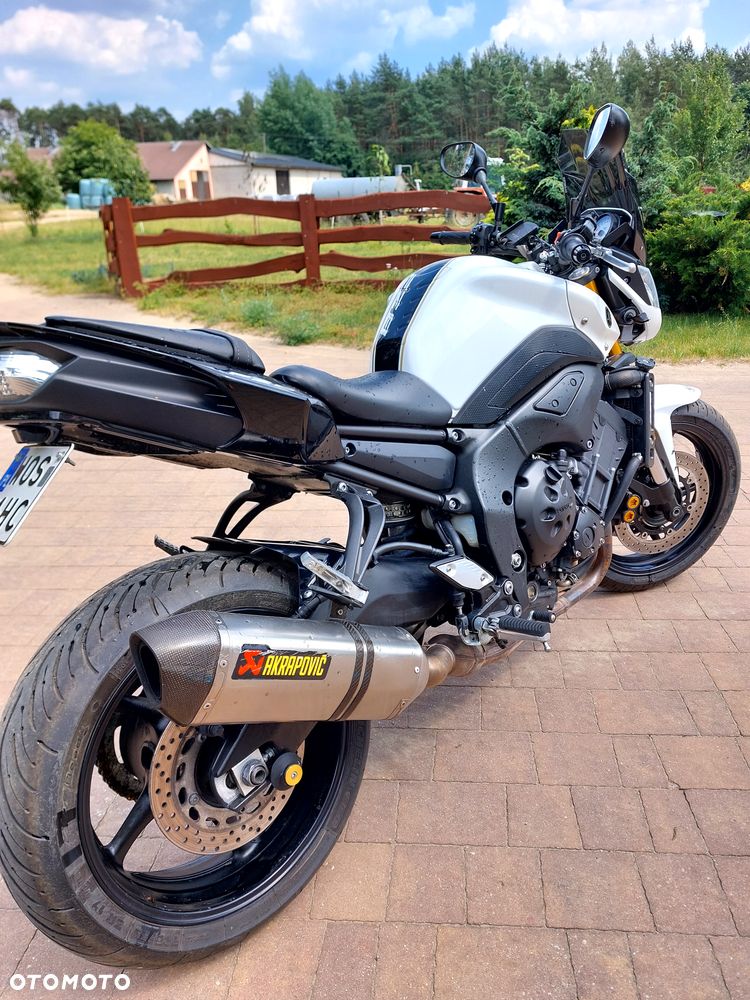 Yamaha FZ8 - 9