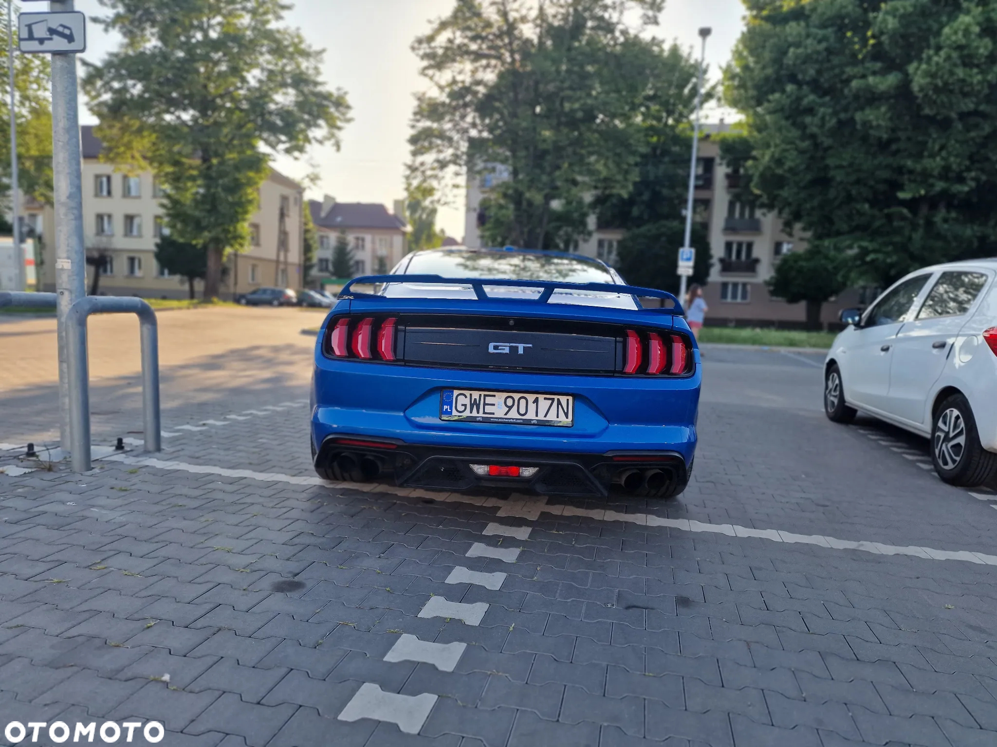 Ford Mustang 5.0 V8 GT - 11