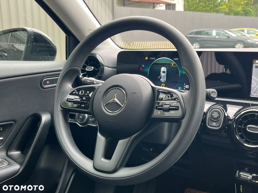 Mercedes-Benz Klasa A 200 d Style 8G-DCT - 11