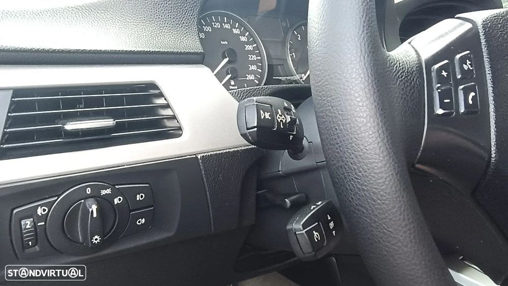BMW 320 - 12