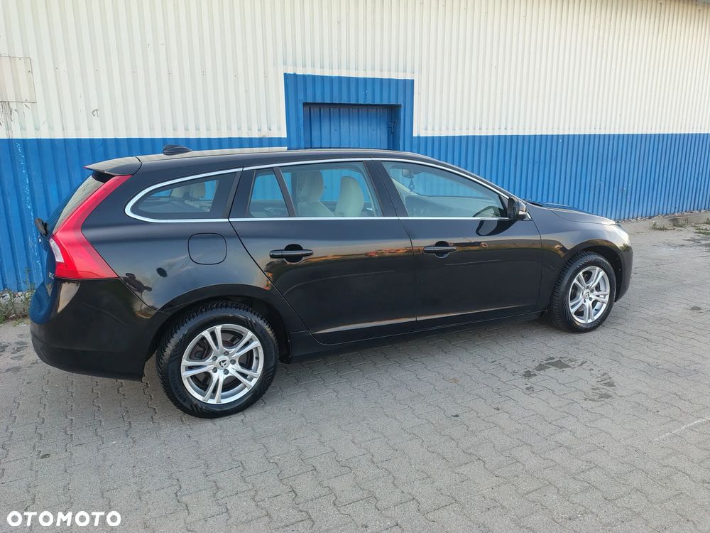 Volvo V60 - 25