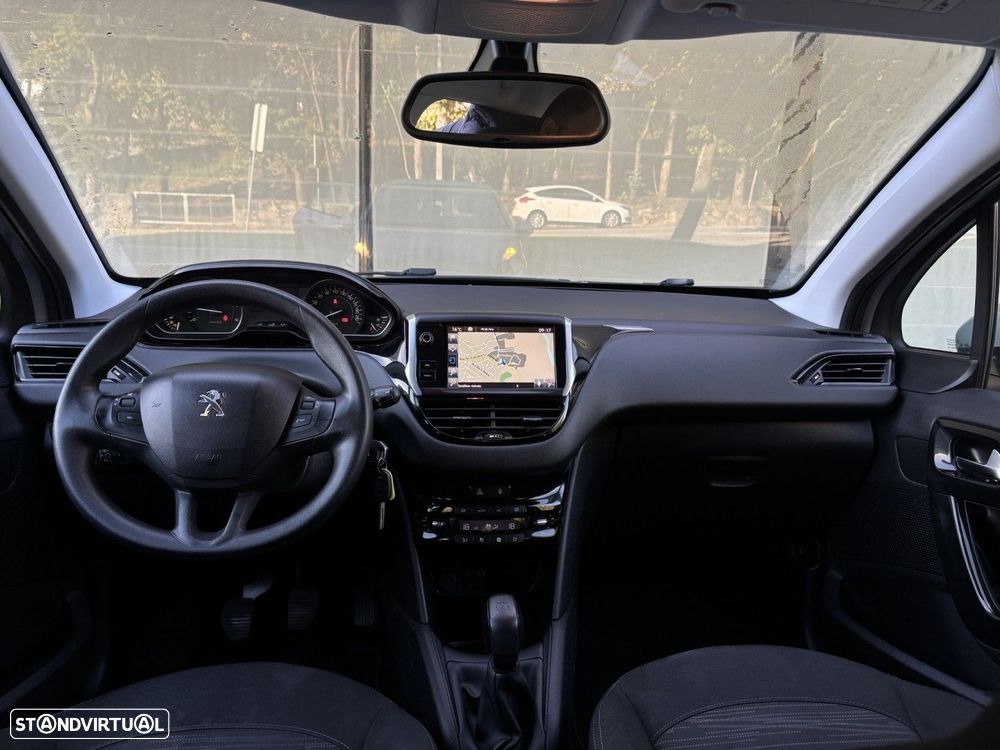 Peugeot 208 1.6 BlueHDi - 5