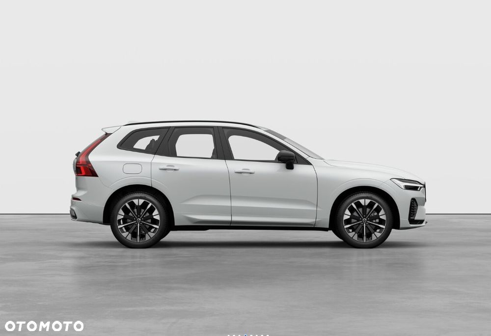 Volvo XC 60 B5 B AWD Plus Dark - 5