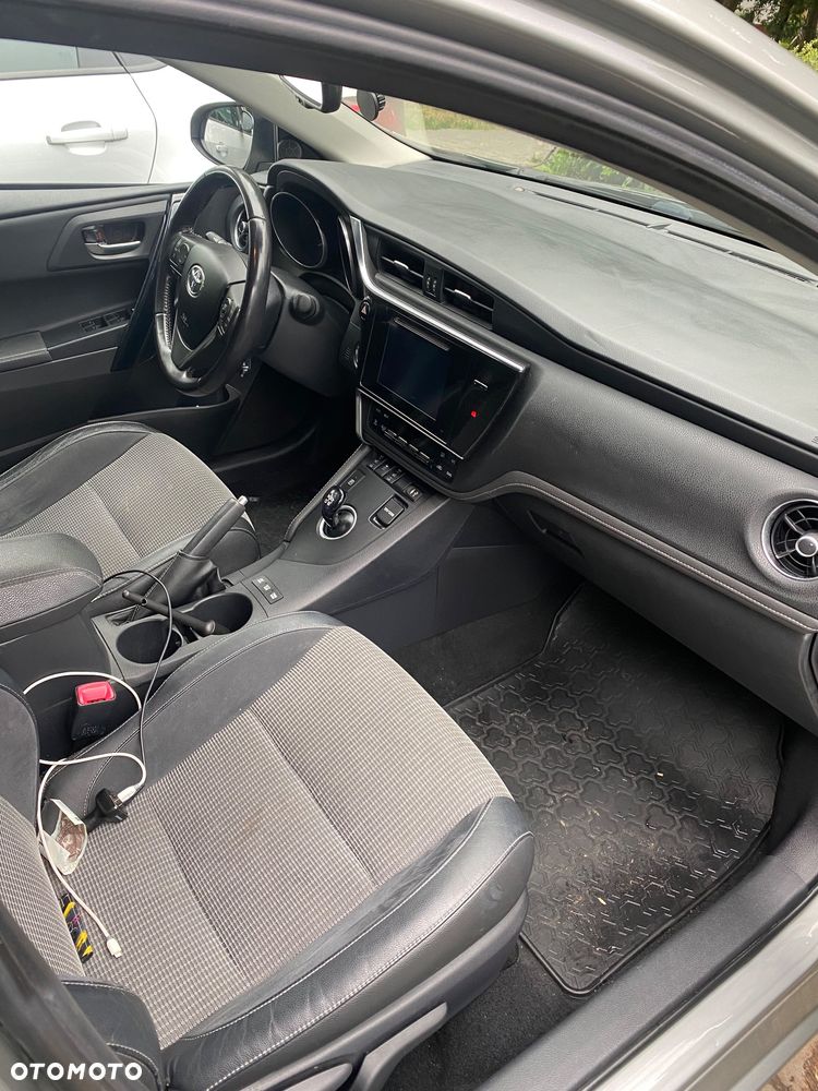 Toyota Auris - 7