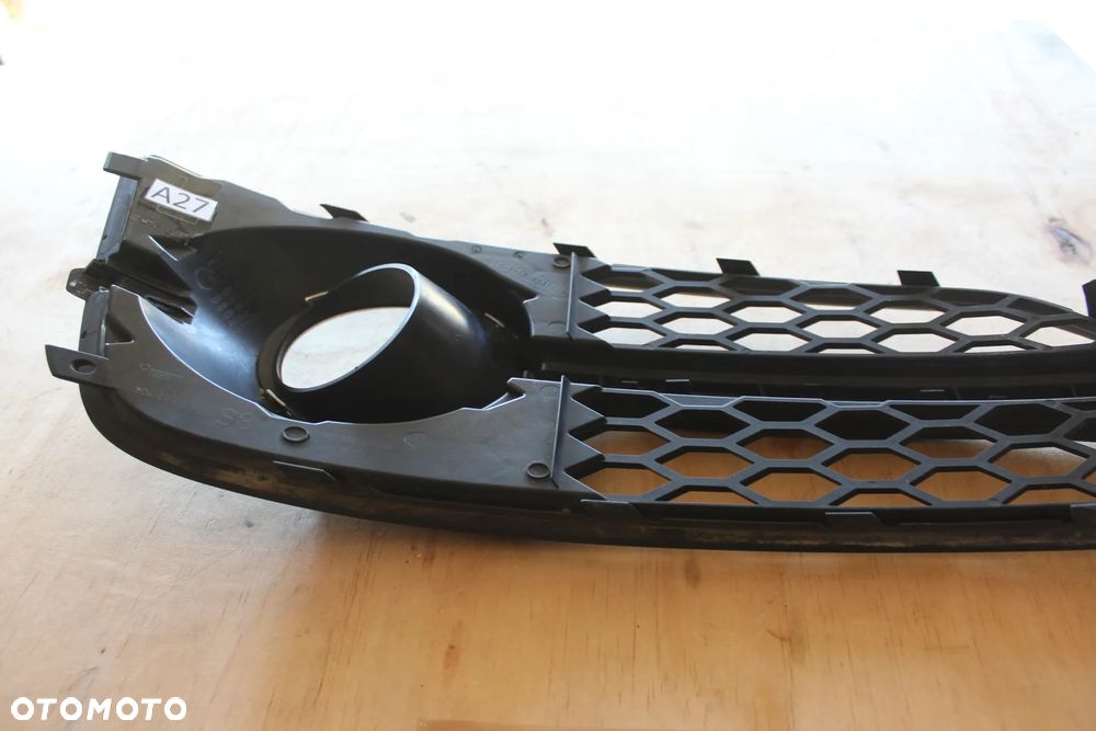 KRATKA ZDERZAKA LEWA AUDI A8 D4 4H0807679AB 2014 - 8