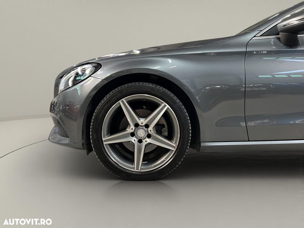 Mercedes-Benz C 220 d 4MATIC 9G-TRONIC - 36