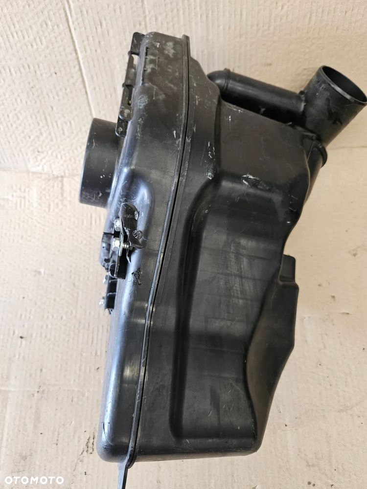 Peugeot 307 308 3008 Citroen C4 1.6 VTi THP rezonator powietrza 9656237980 9656237880 - 10