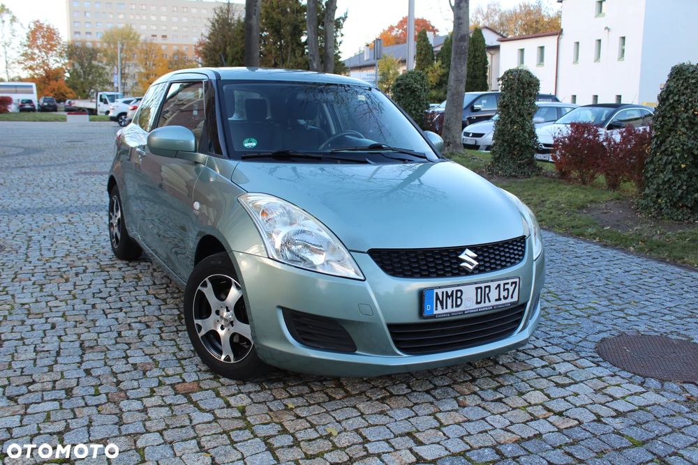 Suzuki Swift - 3