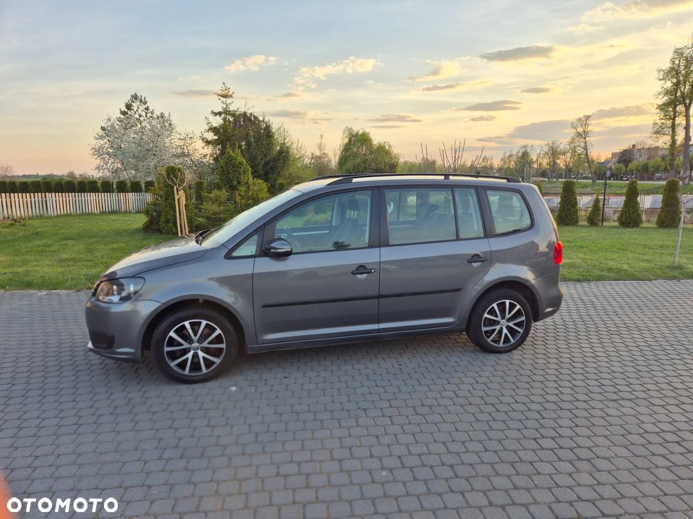 Volkswagen Touran 1.6 TDI DPF BlueMotion Technology DSG Comfortline - 13