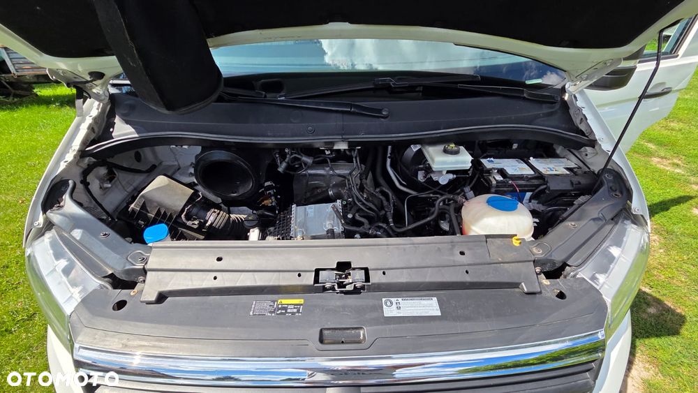 Volkswagen Crafter - 33