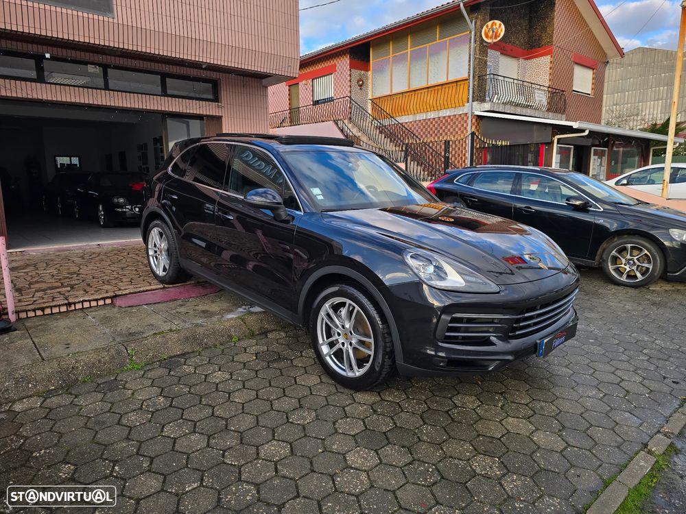 Porsche Cayenne Standard - 4