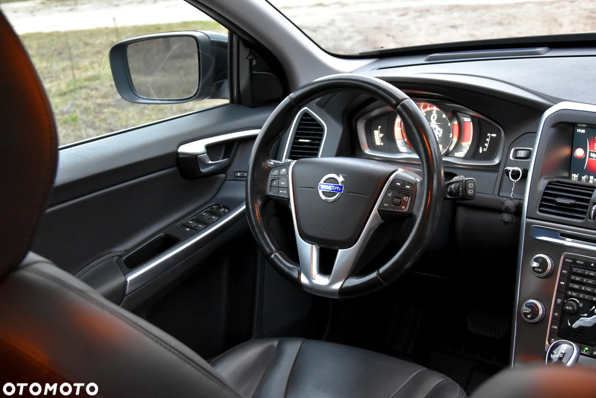 Volvo XC 60 T5 AWD Summum - 33