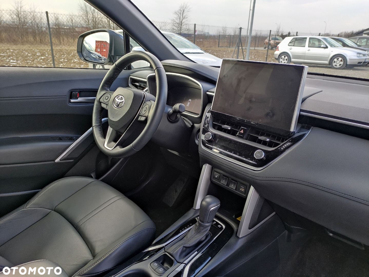 Toyota Corolla Cross - 10