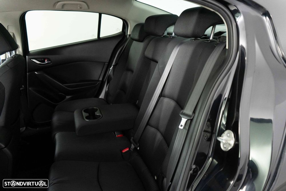 Mazda 3 Hatchback - 10
