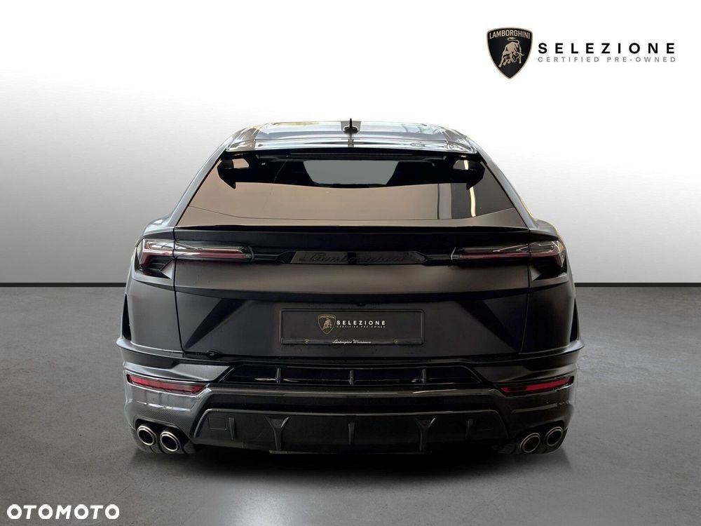Lamborghini Urus - 5