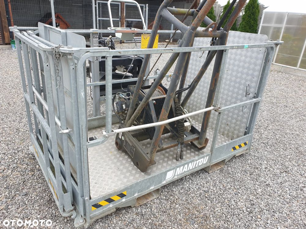 Manitou MRT Roto 2150+Privilege kosz/wciągarka/widły/pilot sprowadzona piękny stan - 38