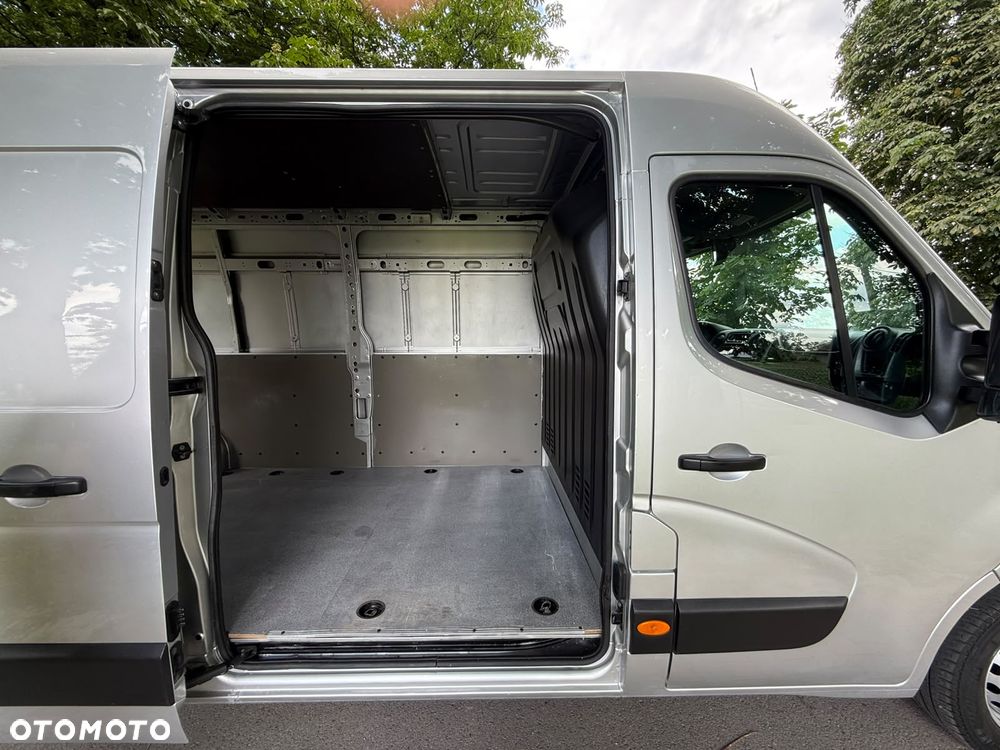 Opel Movano - 32