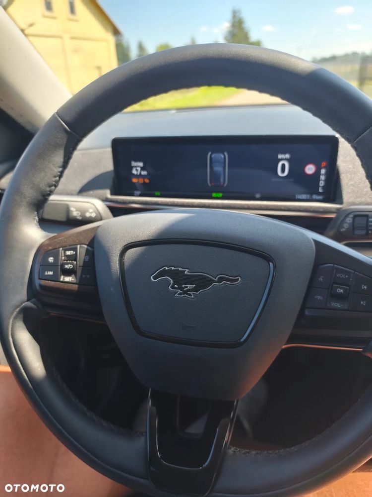 Ford Mustang Mach-E 75kWh RWD - 11
