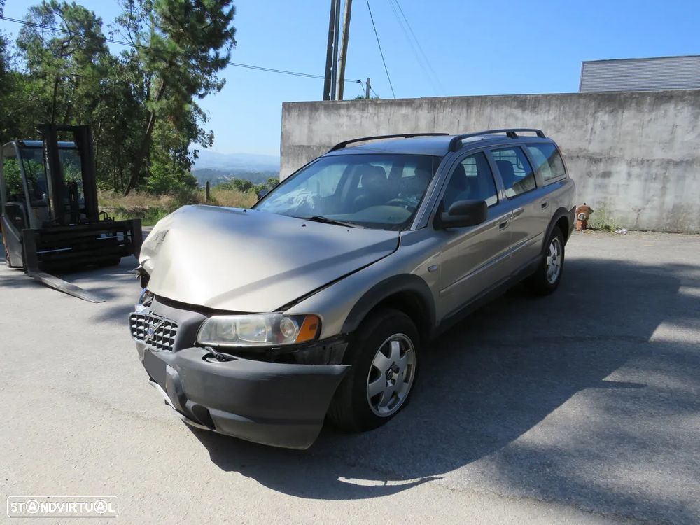 Volvo XC70 I Cross Country 2.4 D5 4X4 (163Cv) de 2003 - Peças Usadas (8530) - 2