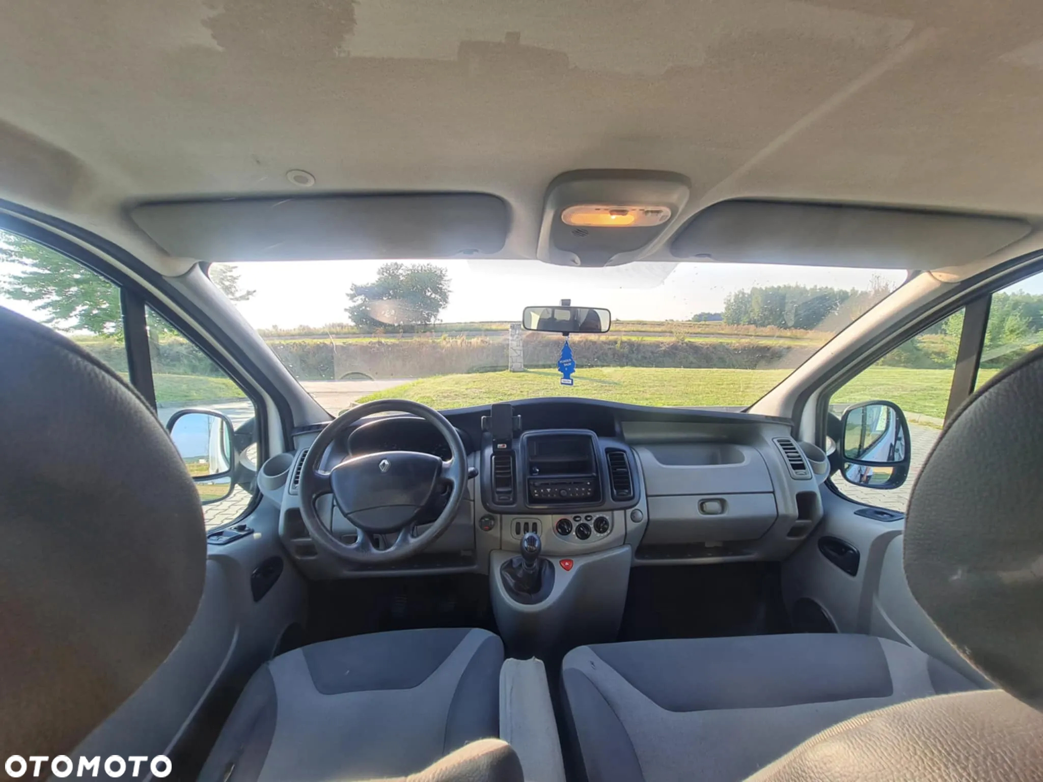 Renault Trafic - 11