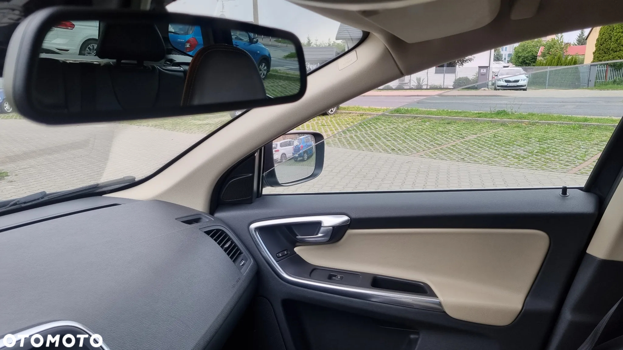 Volvo XC 60 D3 R Design - 39