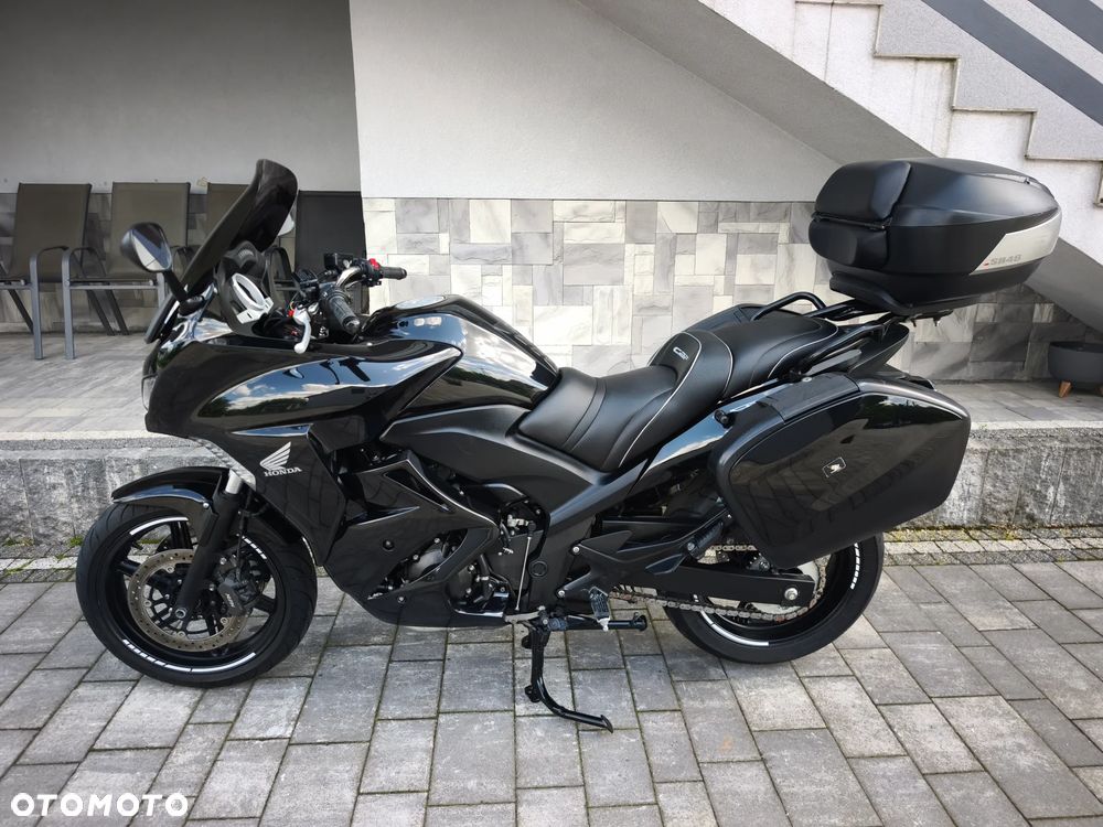 Honda CBF - 2