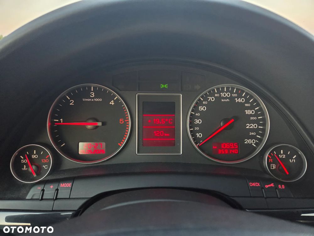Audi A4 Avant 1.9 TDI - 13