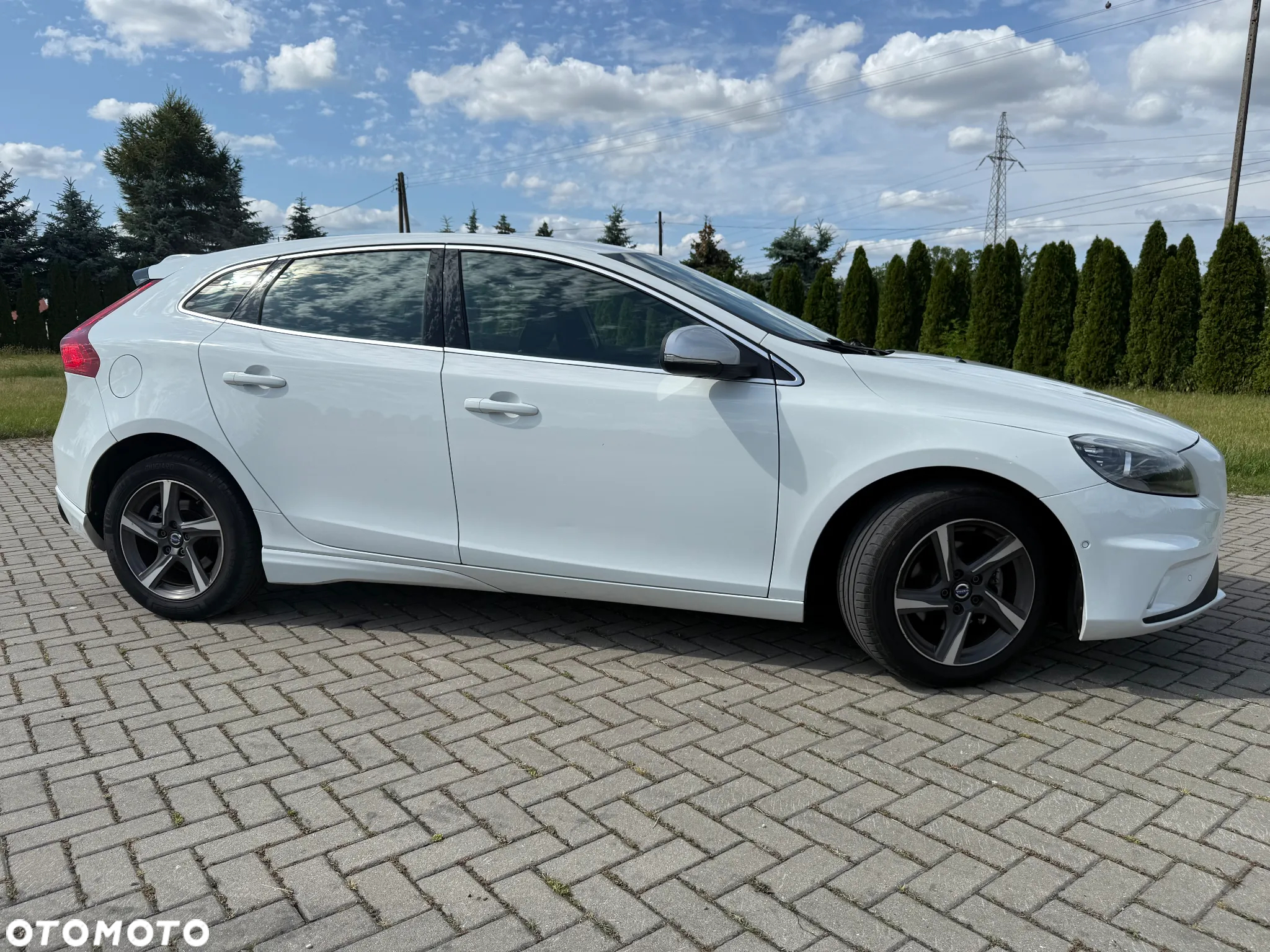 Volvo V40 D2 Drive-E R-Design Kinetic - 20