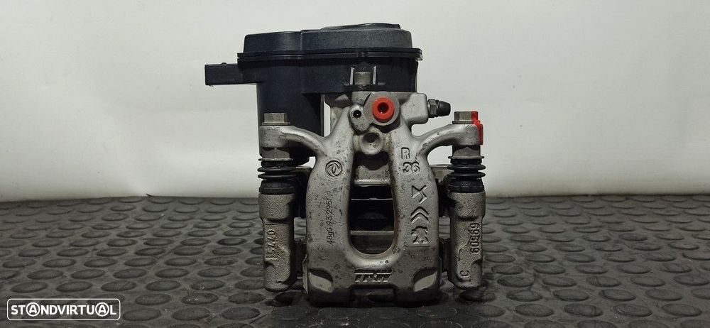 PINÇA DE TRAVÃO TRASEIRA DIREITA PEUGEOT 2008 (P1) ALLURE - 1