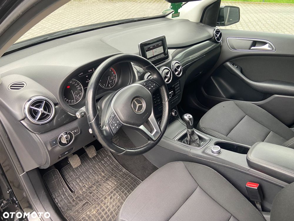 Mercedes-Benz Klasa B 180 CDI - 12