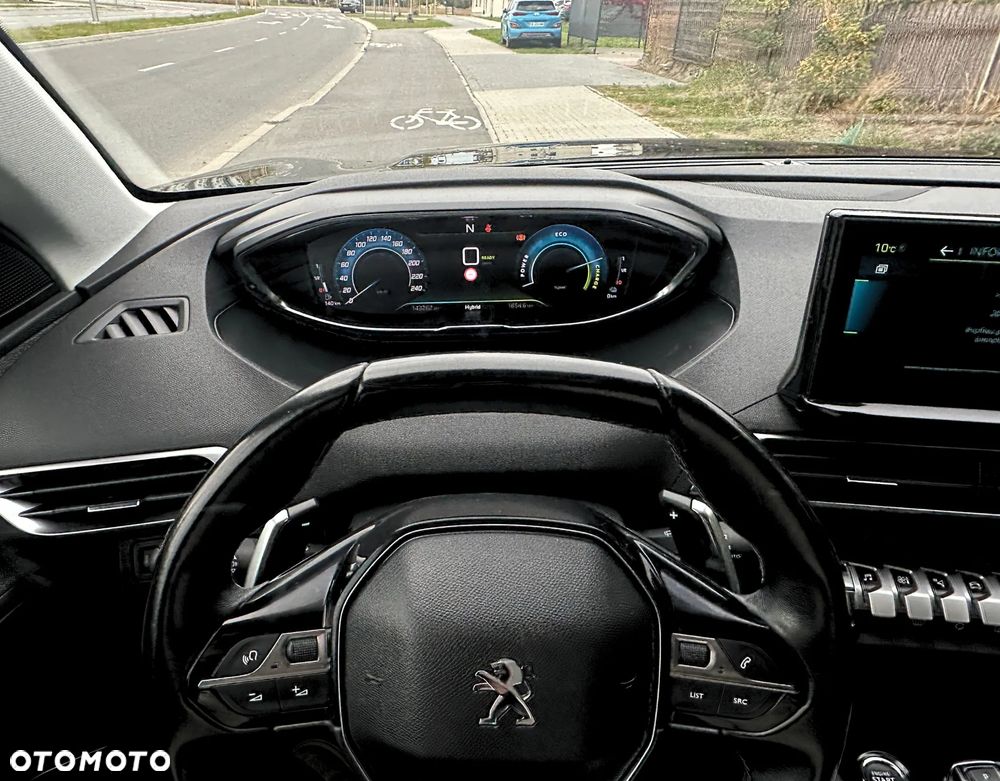 Peugeot 3008 1.6 PureTech Hybrid PHEV Allure Pack S&S EAT8 - 26