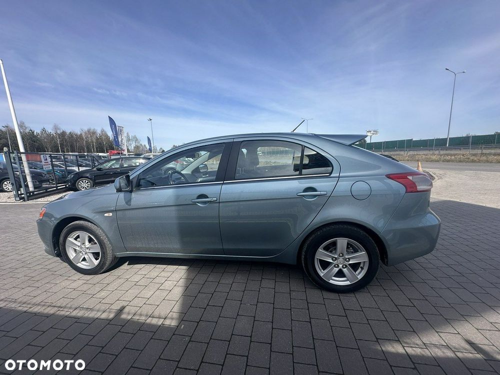 Mitsubishi Lancer - 4