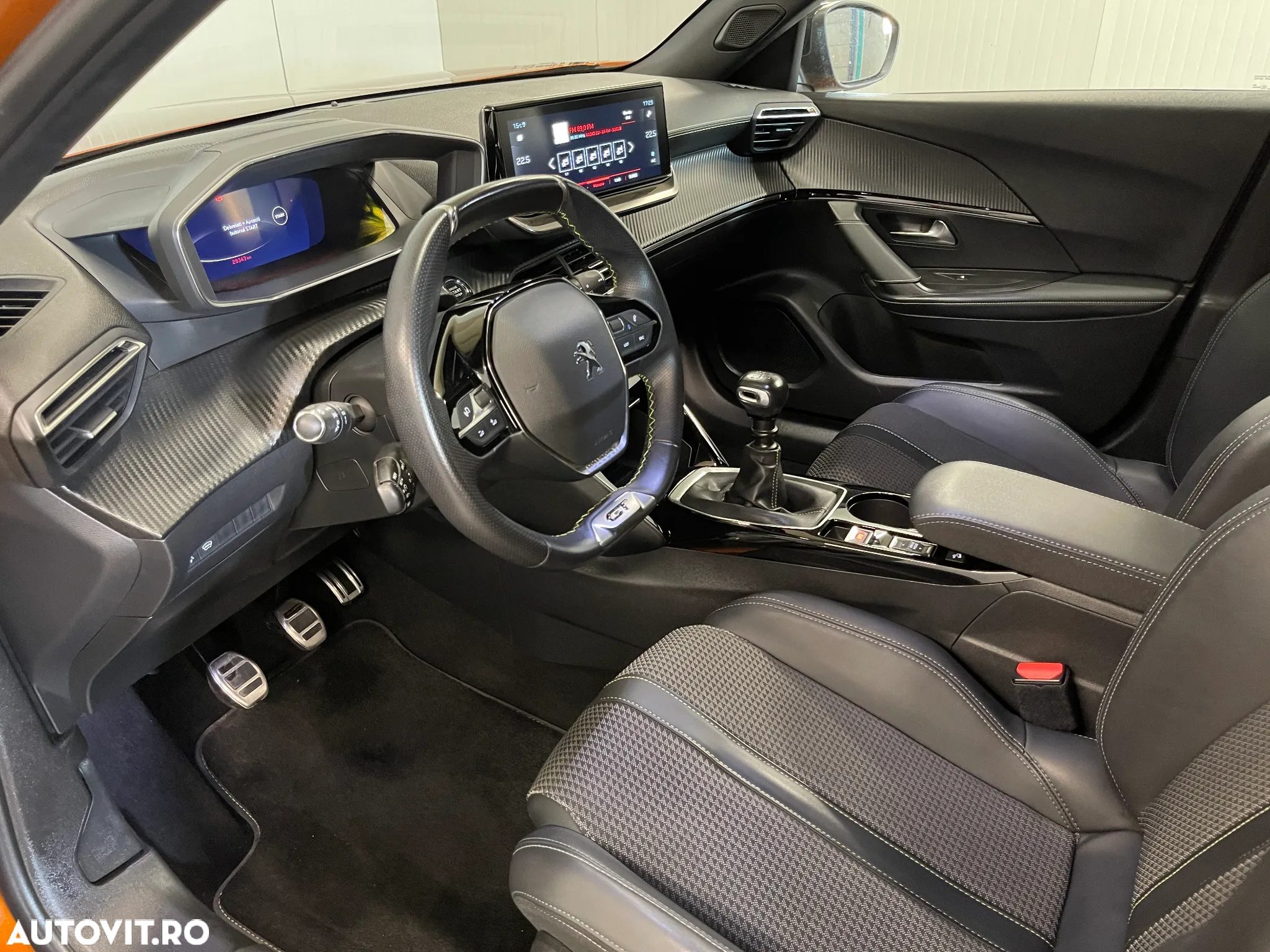 Peugeot 2008 1.2 PureTech BVM6 STT GT - 5