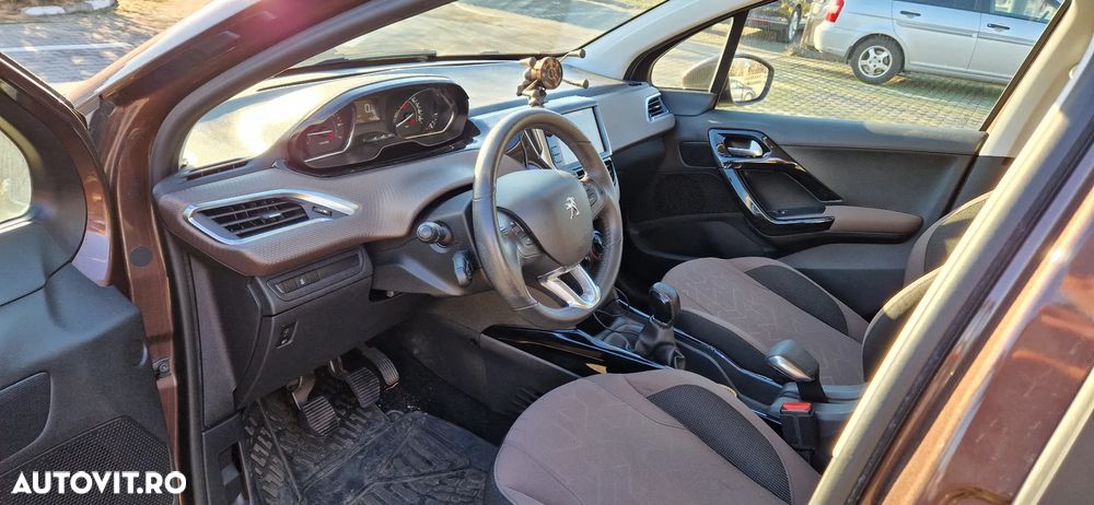 Peugeot 2008 1.6 VTi Active - 14