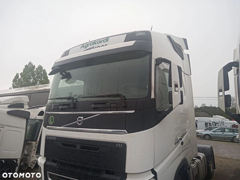 VOLVO FH4 KABINA GLOBETROTTER EURO6 KOMPLETNA 2017 - 3