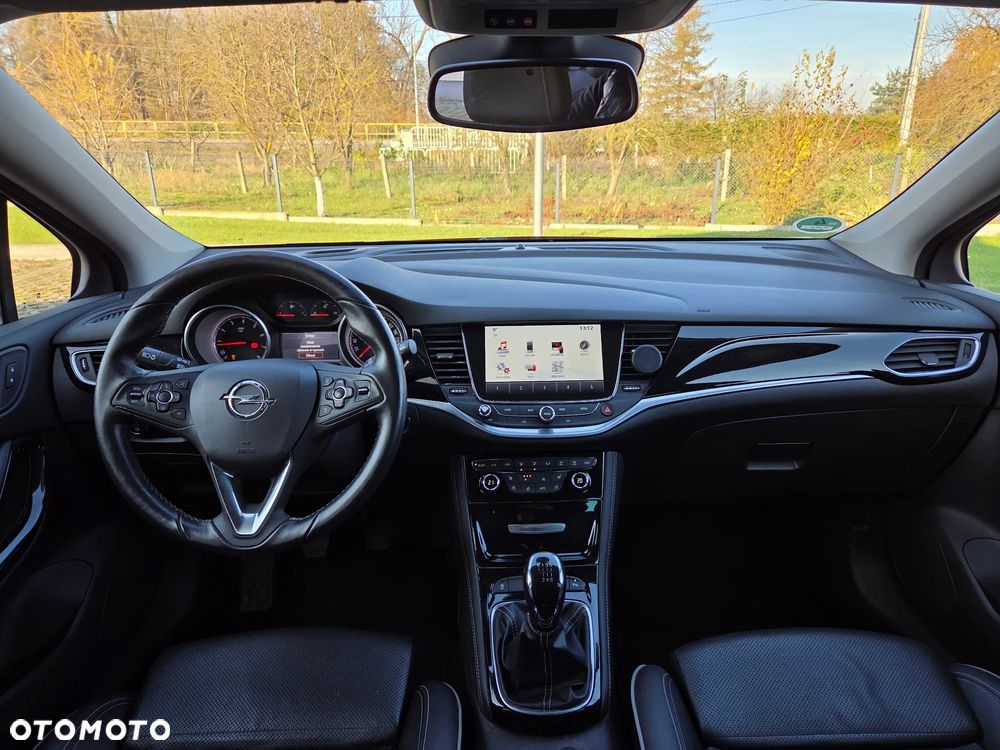 Opel Astra 1.4 Turbo Innovation - 12