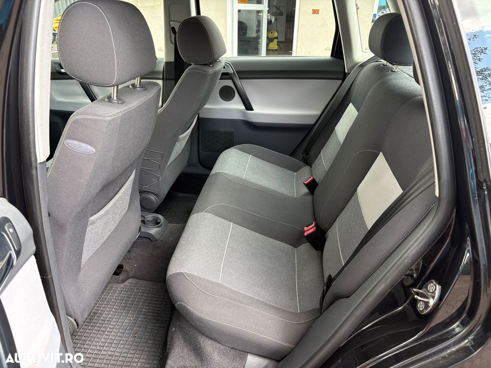 Volkswagen Polo 1.4 FSI Sportline - 7