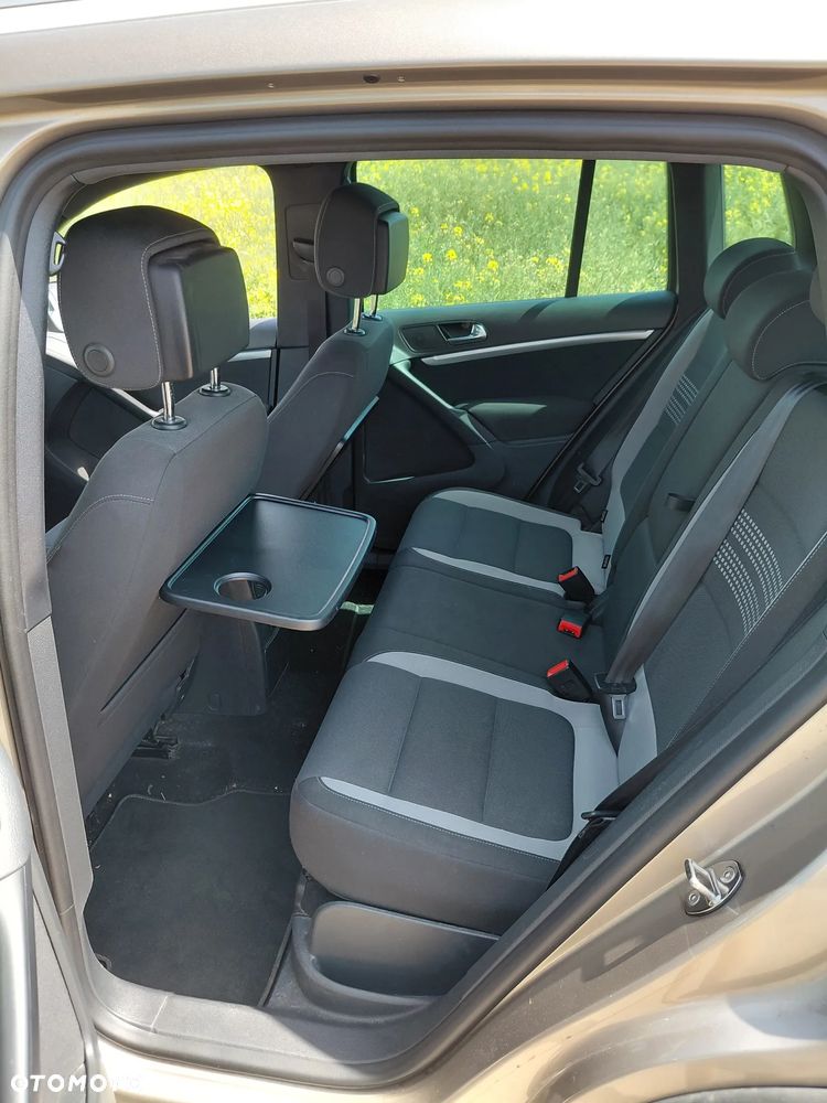 Volkswagen Tiguan 2.0 TDI DPF BlueMotion Technology Sport & Style - 22