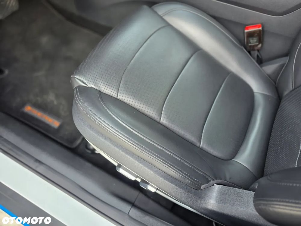 Seres 3 53kWh Luxury - 16