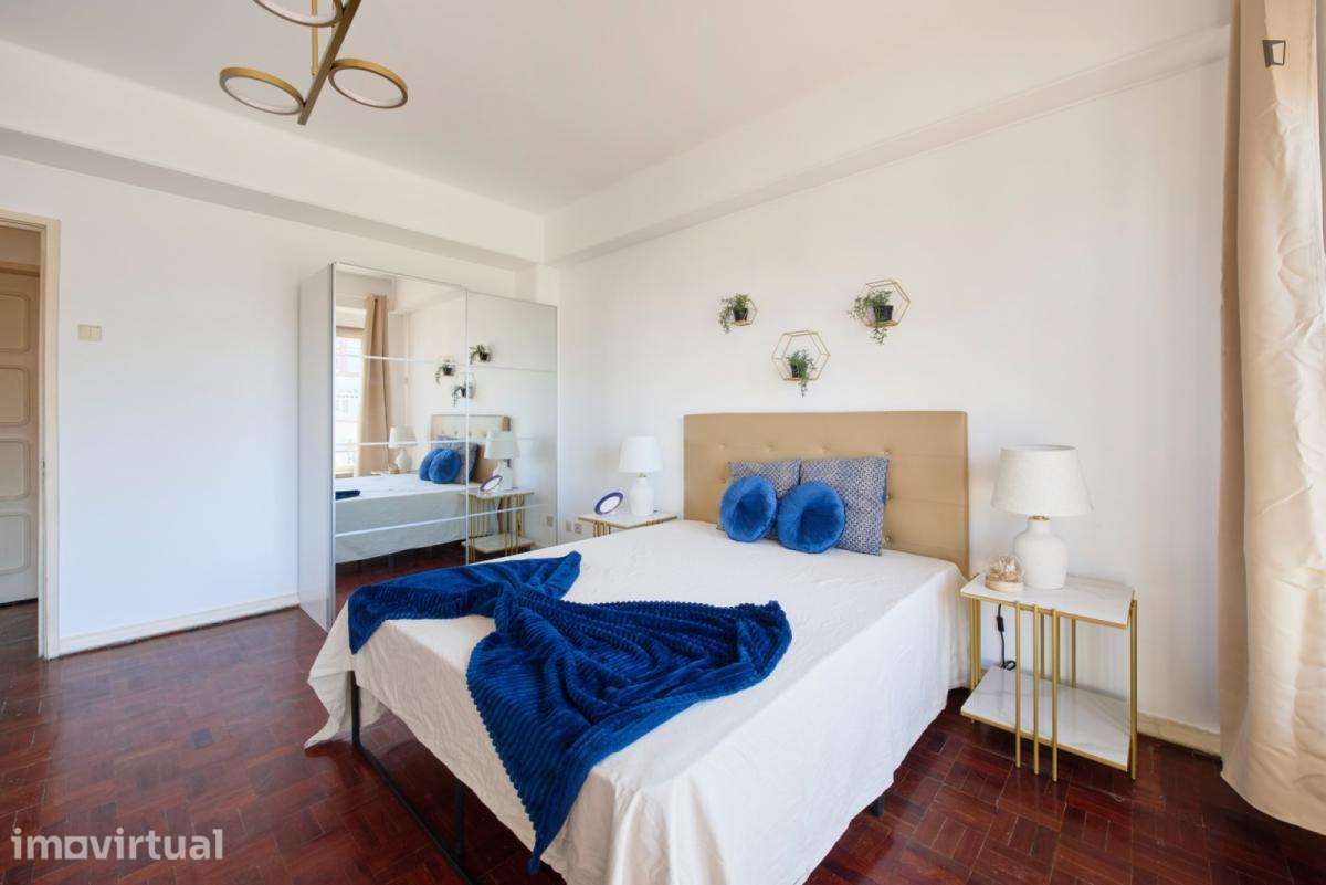Quarto - localizado em Roma-Areeiro Lisbon - Grande imagem: 5/53