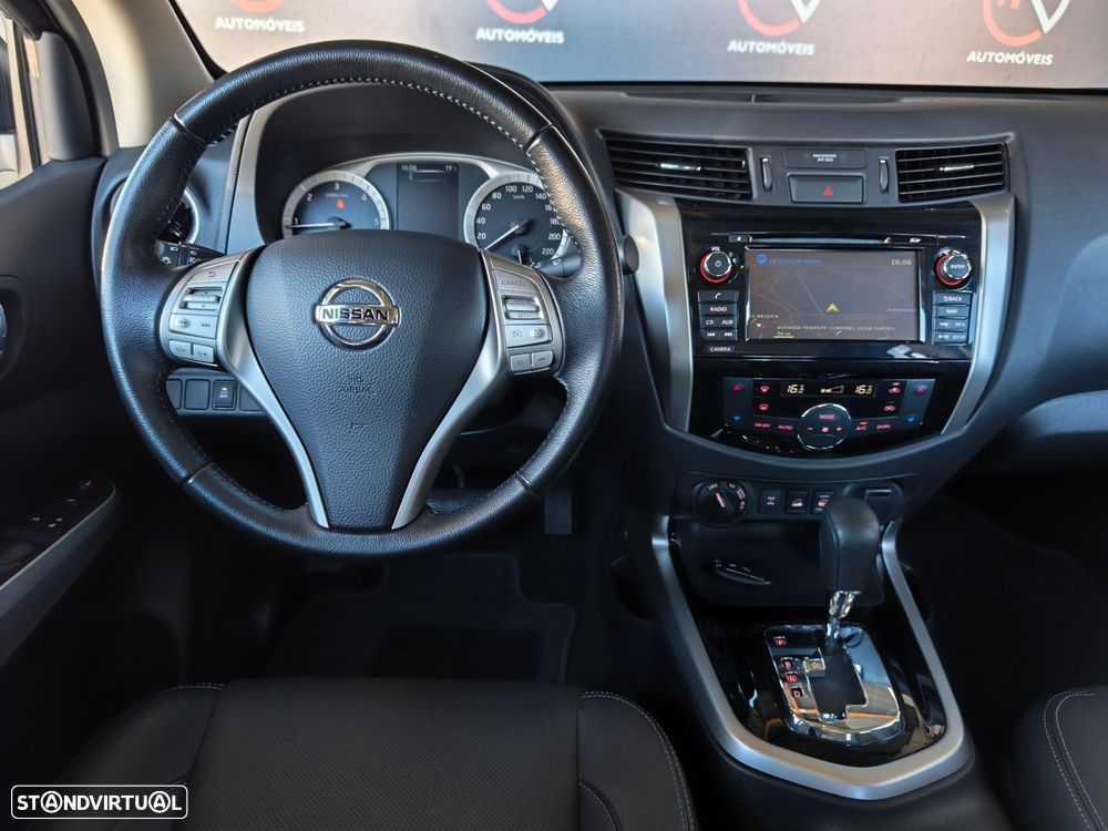 Nissan Navara 2.3 dCi CD 4WD Tekna Auto - 11