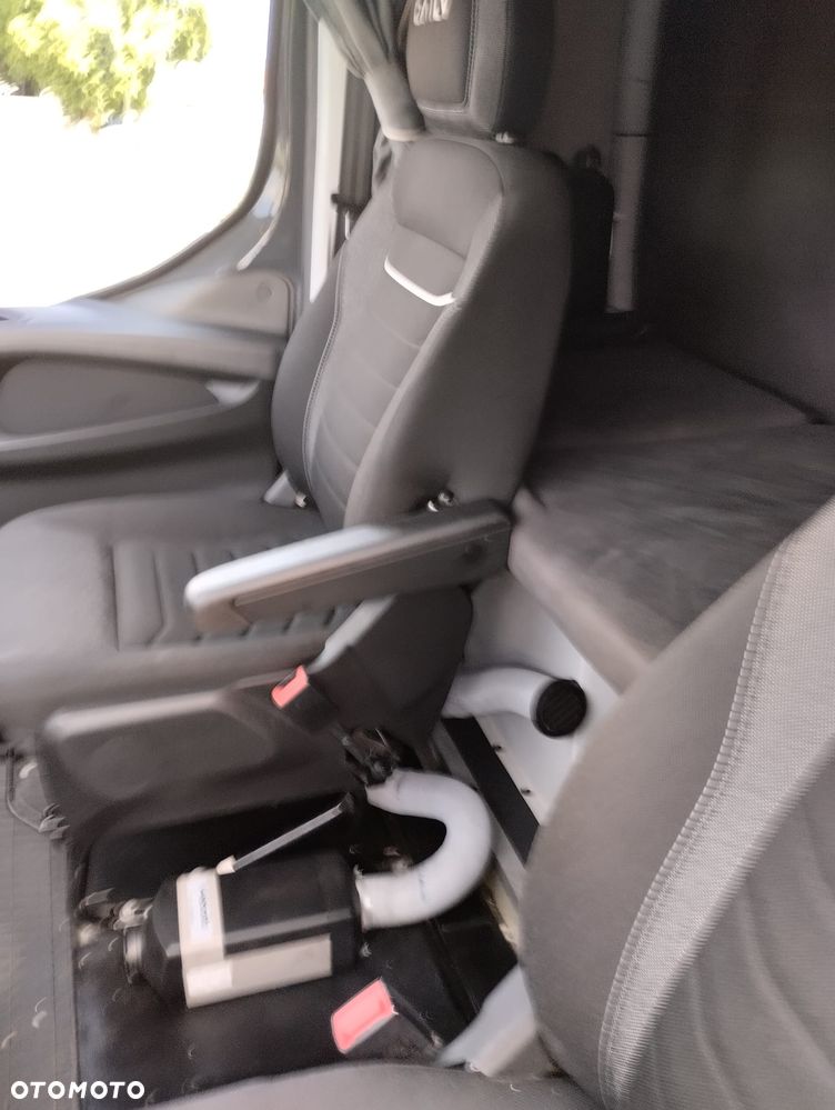 Iveco DAILY 72C180 - 9