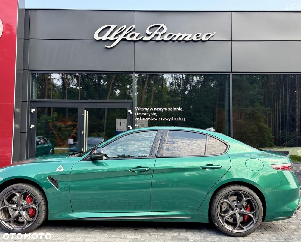 Alfa Romeo Giulia 2.9 Bi Turbo V6 Quadrifoglio - 2