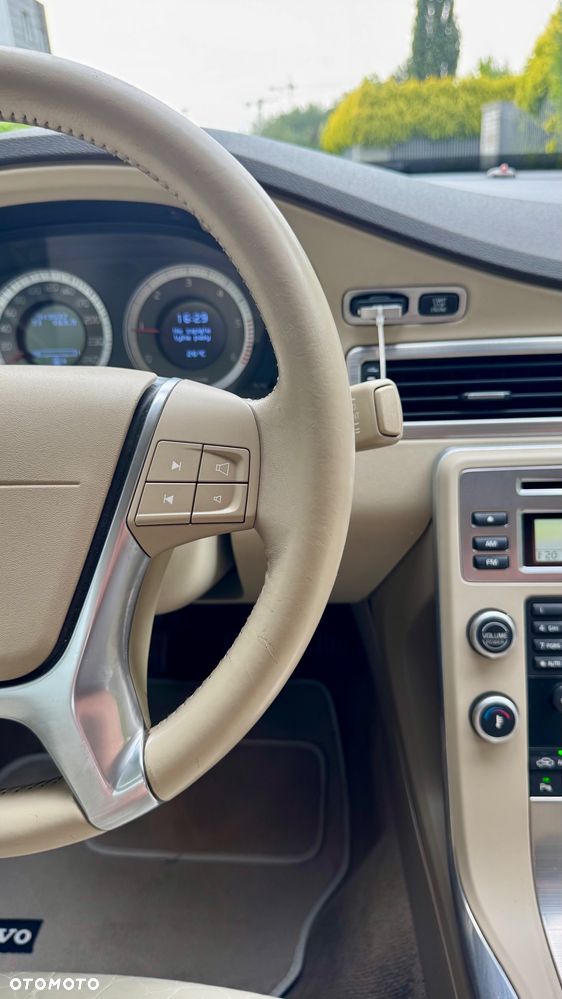 Volvo S80 2.0D Momentum - 25